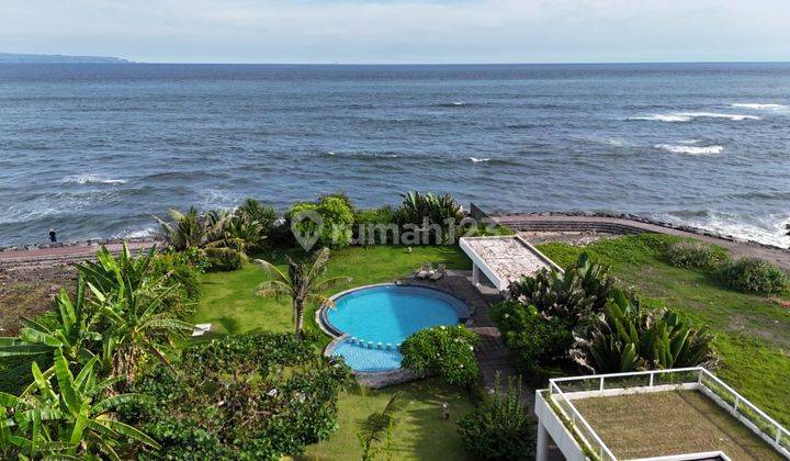 Beachfront Villa Freehold For Sale Ketewel Gianyar Bali 1