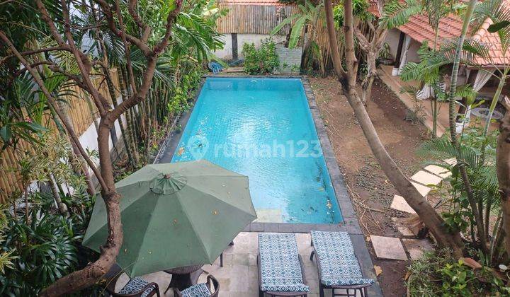 Balinesse Tropical Classic Villa Bumbak Umalas Bali 1