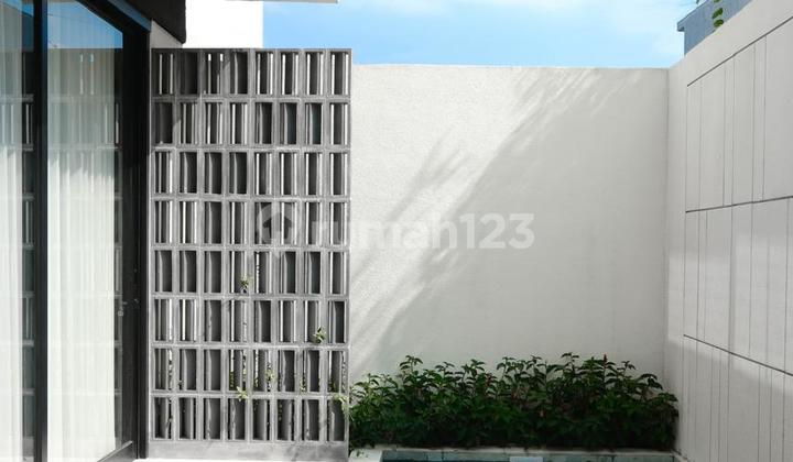 Japanese And Scandinavian Minimalist Villa Kerobokan Bali