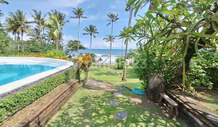 Luxury Classical Villa Los Pantai Selemadeg Tabanan Bali Luxury Classical Villa Los Pantai Selemadeg Tabanan Bali
