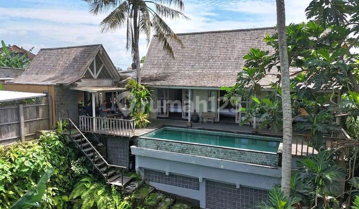 Tradisional Tropis Modern Villa View Sawah Sukawati Bali