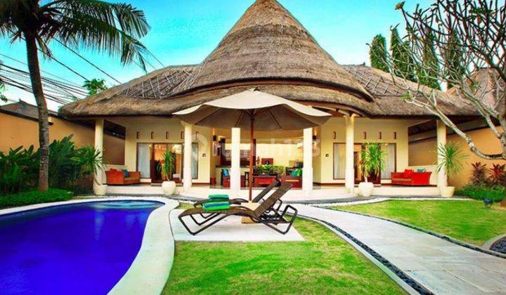 The Boutique Commercial Complexs Villa Jimbaran Bali 1