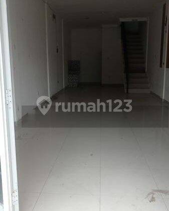 Dijual Ruko Ready 4 Unit Lokasi Komersil Ciracas Jaktim . 2