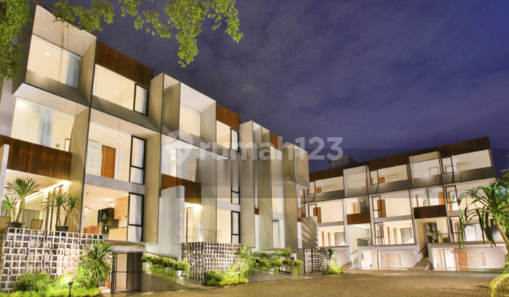 For Rent 3-Story Fully Furnished House in Kemang For Rent 3-Story Fully Furnished House in Kemang