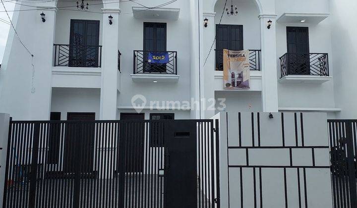 For Sale Rumah 2 Lantai Modern Non Cluster Condet Jaktim 2