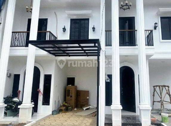 For Sale Rumah 2 Lantai Murah Lokasi Strategis Design Classic Dalam Cluster Pondok Bambu Jaktim 2