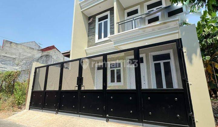 For Sale Rumah 2.5 Lantai Dalam Komplek Pondok Kelapa  Jaktim 2