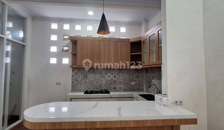 For Rent Rumah 2 Lantai Dlm Komplek Condet Jaktim 2