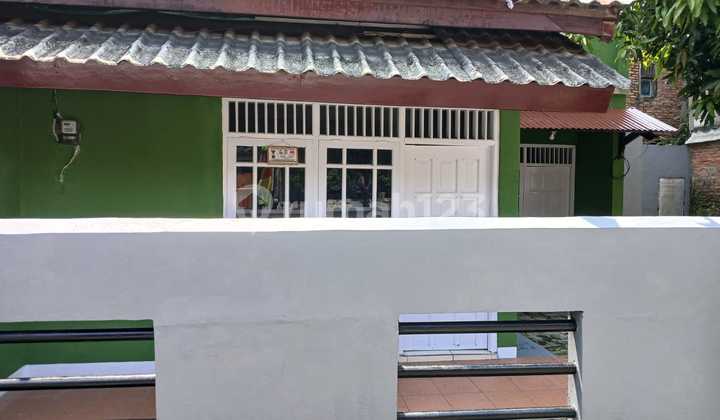 For Sale Rumah Seken Non Cluster Cijantung Jaktim.