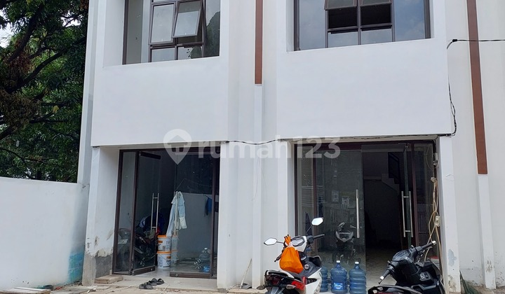 For Sale 2-Story Shop House Ready Strategic Location Condet East Jakarta 2