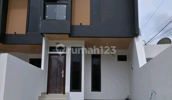 2-Story House in Cempaka Putih Complex Area