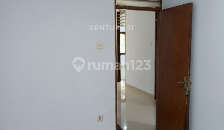 Rumah Bagus Siap Huni di Cluster Meadow Green Lippo Cikarang 2