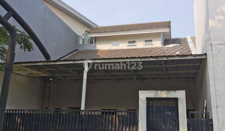 Rumah Bagus 2 Lantai Siap Huni Furnished Di Karawang 2