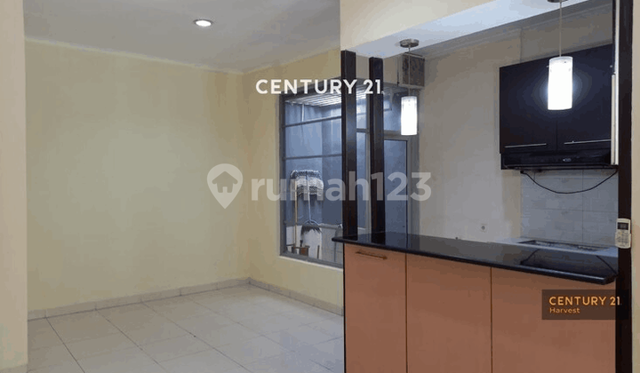 Good House Ready to Live in Beverly Lippo Cikarang Cluster 2