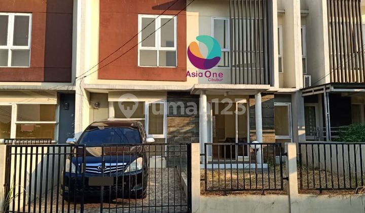 Rumah 2 Lantai SHM Bagus