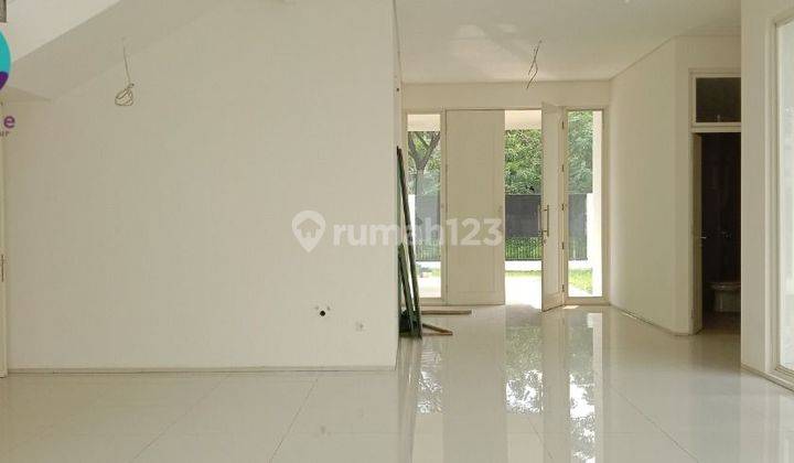 Rumah 2 Lantai Hgb Bagus Cibubur Kota Wisata