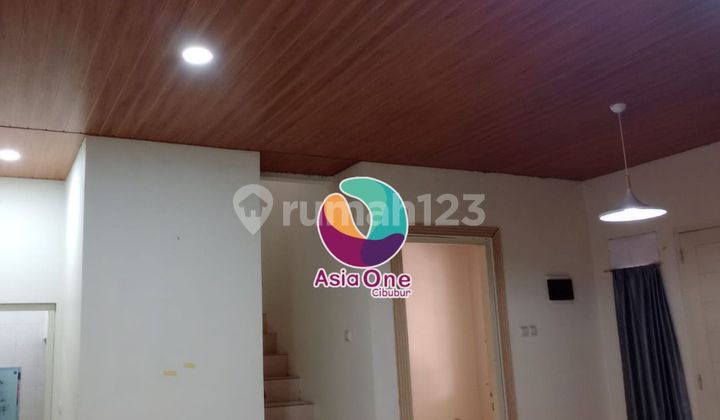 Dijual Rumah 2 Lantai SHM Bagus 2