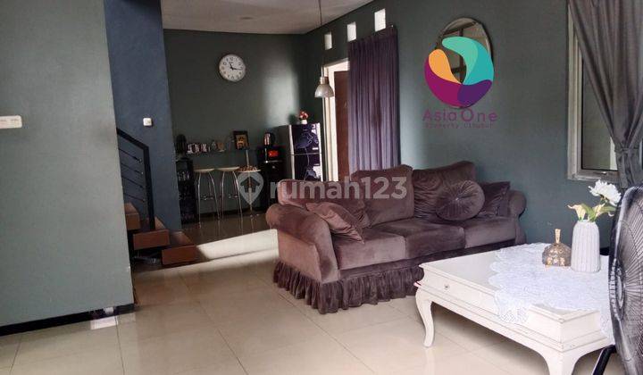 Rumah Semi Furnished Bagus SHM - Sertifikat Hak Milik di Cibubur 2