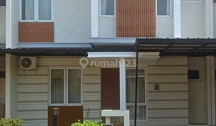 Rumah 2 Lantai Shm Baru Dekat Living World 1