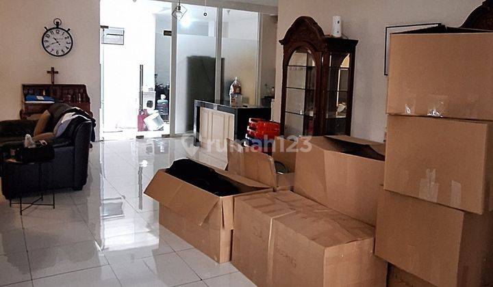 Rumah Semi Furnished Bagus SHM - Sertifikat Hak Milik di Cibubur 2