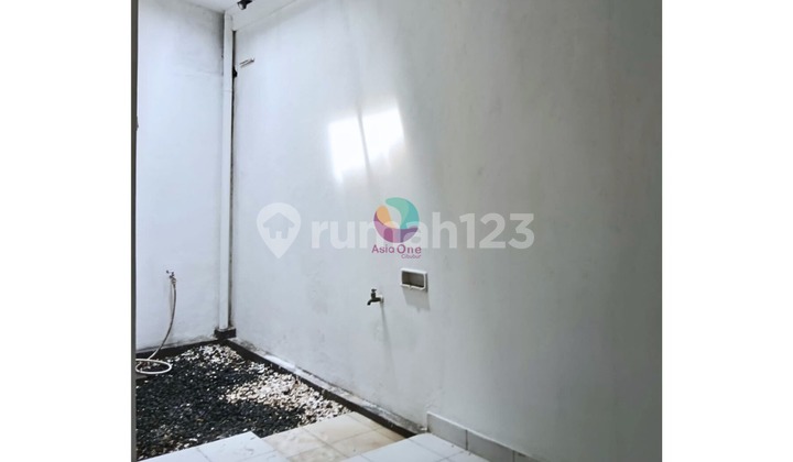 Dekat Akses Tol, Rumah, 1 Lantai, SHM, Siap Huni, 2