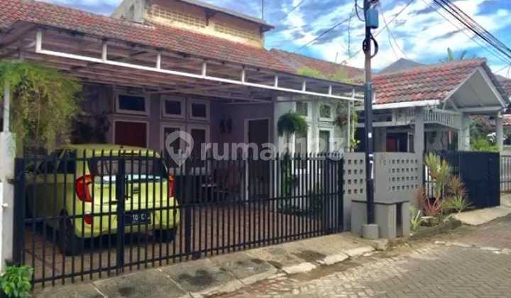 Rumah Bagus SHM di Cibubur