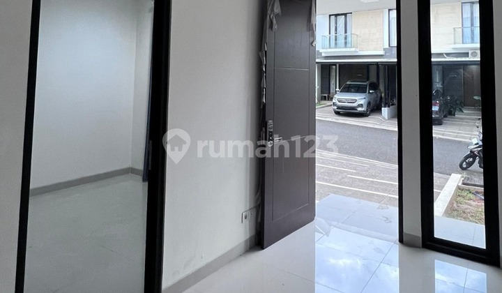 Rumah Bagus SHM di Cibubur 2
