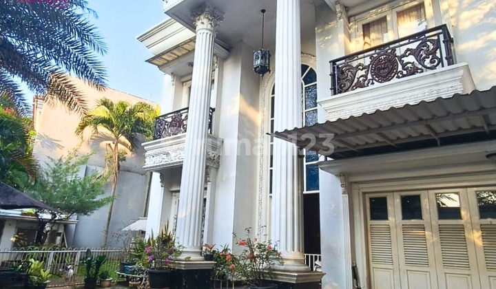 Nice House with Freehold Certificate in Cibubur 2