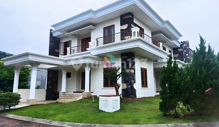 Rumah Hoek Siap Huni Dekat Akses Tol