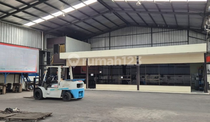 For Sale Warehouse In Cileungsi 3775.0 M² Unfurnished Title Deed