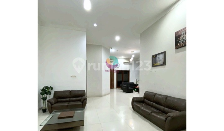 2-Story House Near Kotawisata Mall 2