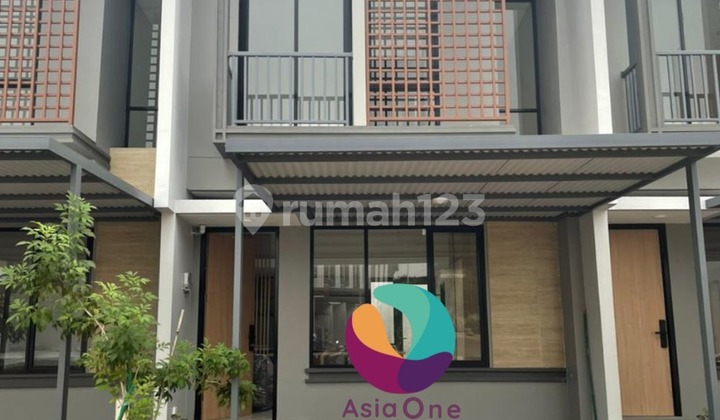 Selling Nice House with SHM in Cibubur