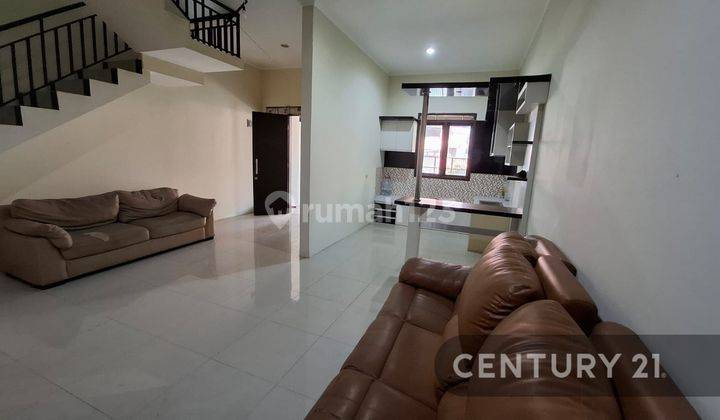 Rumah 2 Lantai SHM Siap Huni Di Jl Moch Iwan Regol Bandung 1