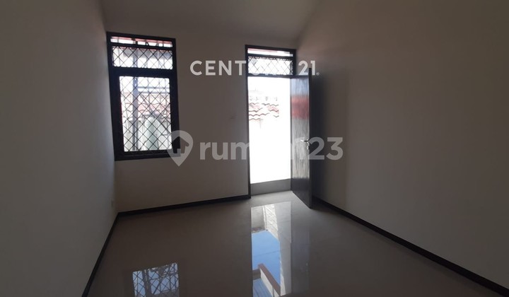 Rumah 2 Lantai Nyaman Siap Huni Di Taman Holis Indah Bandung 2