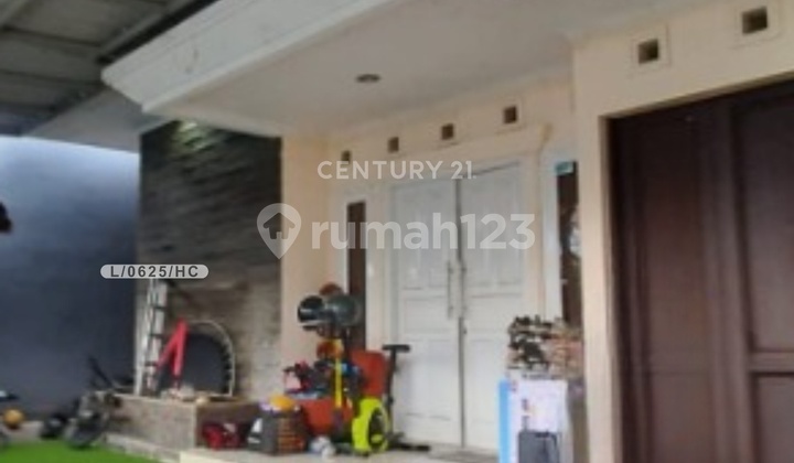 Ready-to-Occupy House, SHM Certificate, in Kopo Mas Regency, Babakan Ciparay, Bandung 1