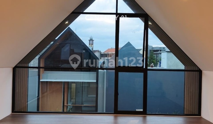 Rumah Setraduta Cemara Riverside Residence Type Rhine Mewah Nyaman Strategis Rumah Setraduta Cemara Riverside Residence Type Rhine Mewah Nyaman Strategis