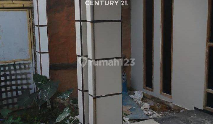 Rumah 2Lantai Luas 360M2 Di Komplek Pasadena Jl Flamboyan Bandung 1