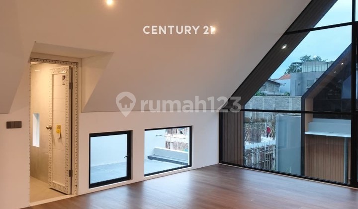 Rumah Setraduta Cemara Riverside Residence Type Rhine Mewah Nyaman Strategis 2