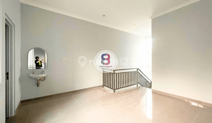 Rumah Dekat Stasiun Pondok Ranji Area Bintaro Sektor 3 2