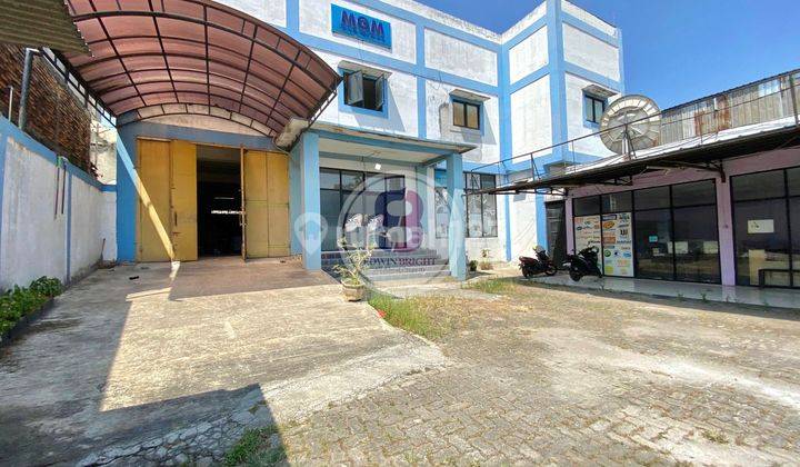 Dijual Gedung Percetakan Plus Ruko di Area Ciputat 1