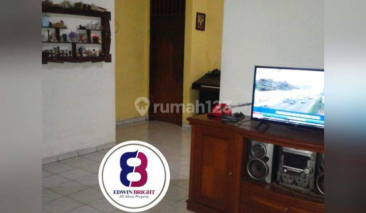 Rumah Hitung Tanah di Area Bintaro Sektor 2 Dalam Komplek 2