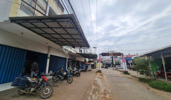 Dijual cepat Ruko 2 lantai di Babelan depan pintu masuk perumahan . 2