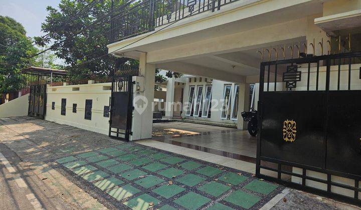 Dijual Rumah Mewah Duren Sawit Jakarta Timur 2 ,5 Lantai 2