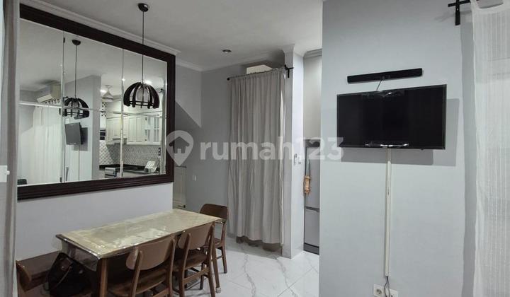 Rumah Minimalis 2 Lantai Hook Cluster Malibu Village Gading Serpong 2