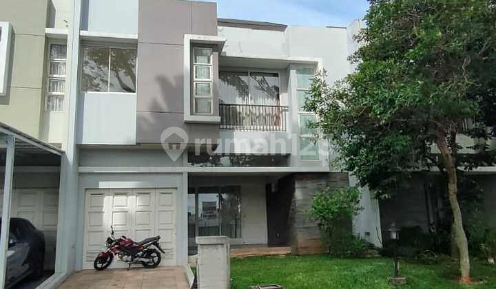 Semi-Furnished 2-Story House in Canary Cluster, The Springs Gading Serpong