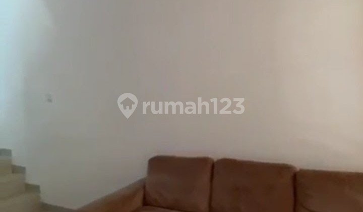 Beautiful 2-Story House Near Aniva Cluster Karelia Gading Serpong 2