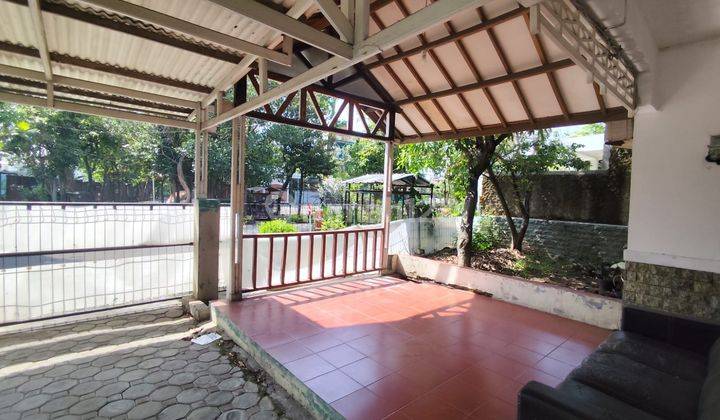 Rumah Bagus Terawat Di Jl Taman Raflesia Bandung 2