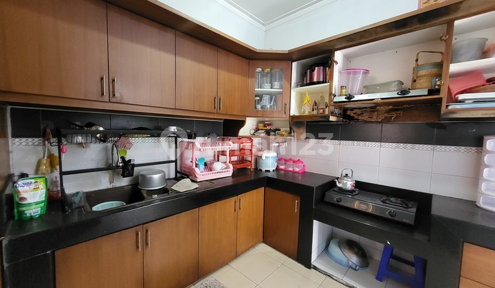 Ready-to-Occupy House in Batununggal 2