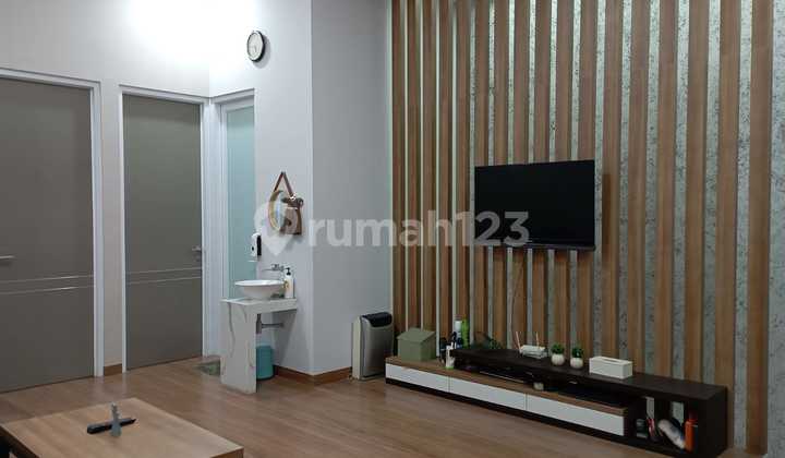 Minimalist House In Mekar Wangi Cluster 2