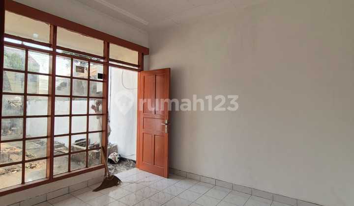 Rumah Lama Terawat Jl Arjuna Pajajaran Bandung Rumah Lama Terawat Jl Arjuna Pajajaran Bandung